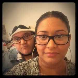 Meet your Posher, Leslie